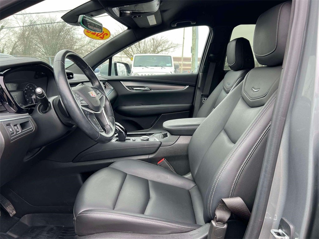 2023 Cadillac XT5 Luxury