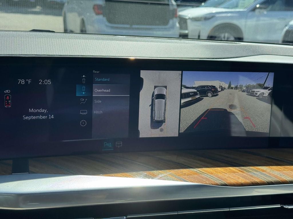 2025 Cadillac Escalade Sport Platinum