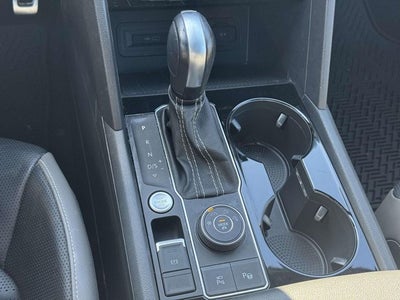 2022 Volkswagen Atlas Cross Sport 3.6L V6 SEL Premium R-Line