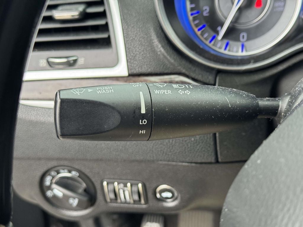 2019 Chrysler 300 Limited