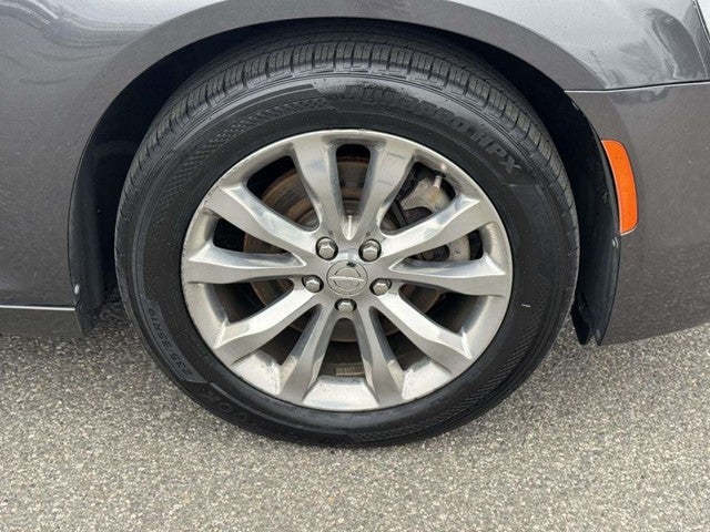 2019 Chrysler 300 Limited