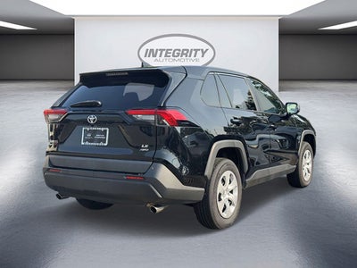 2025 Toyota RAV4 LE