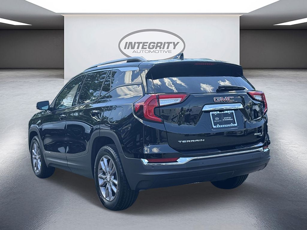 2023 GMC Terrain SLT