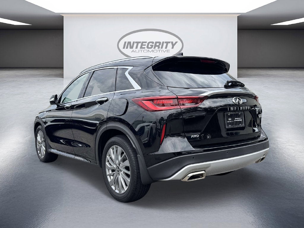 2023 INFINITI QX50 LUXE AWD