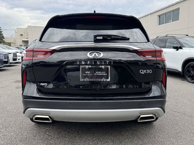 2023 INFINITI QX50 LUXE AWD