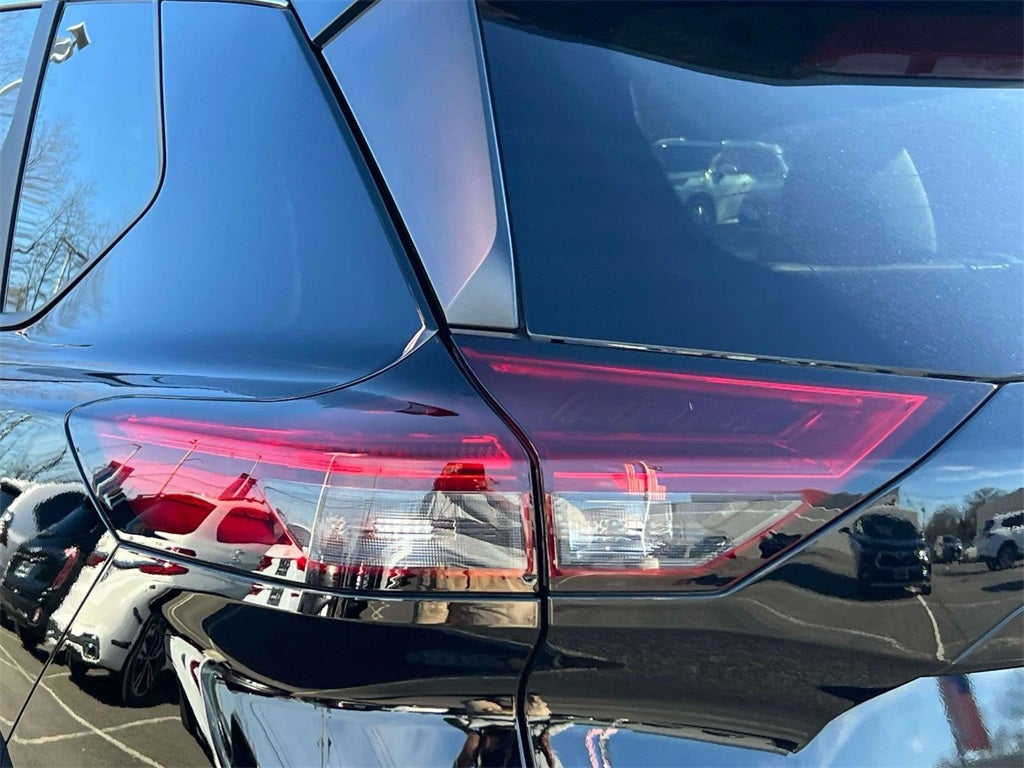 2025 Nissan Rogue Rock Creek