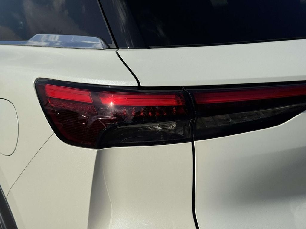 2023 INFINITI QX60 LUXE AWD