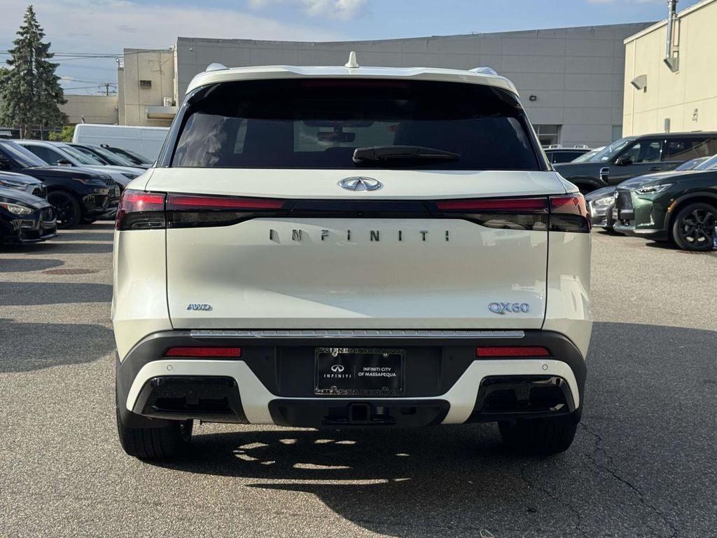 2023 INFINITI QX60 LUXE AWD