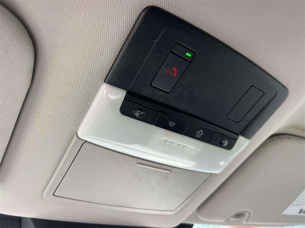 2023 Nissan Pathfinder SV