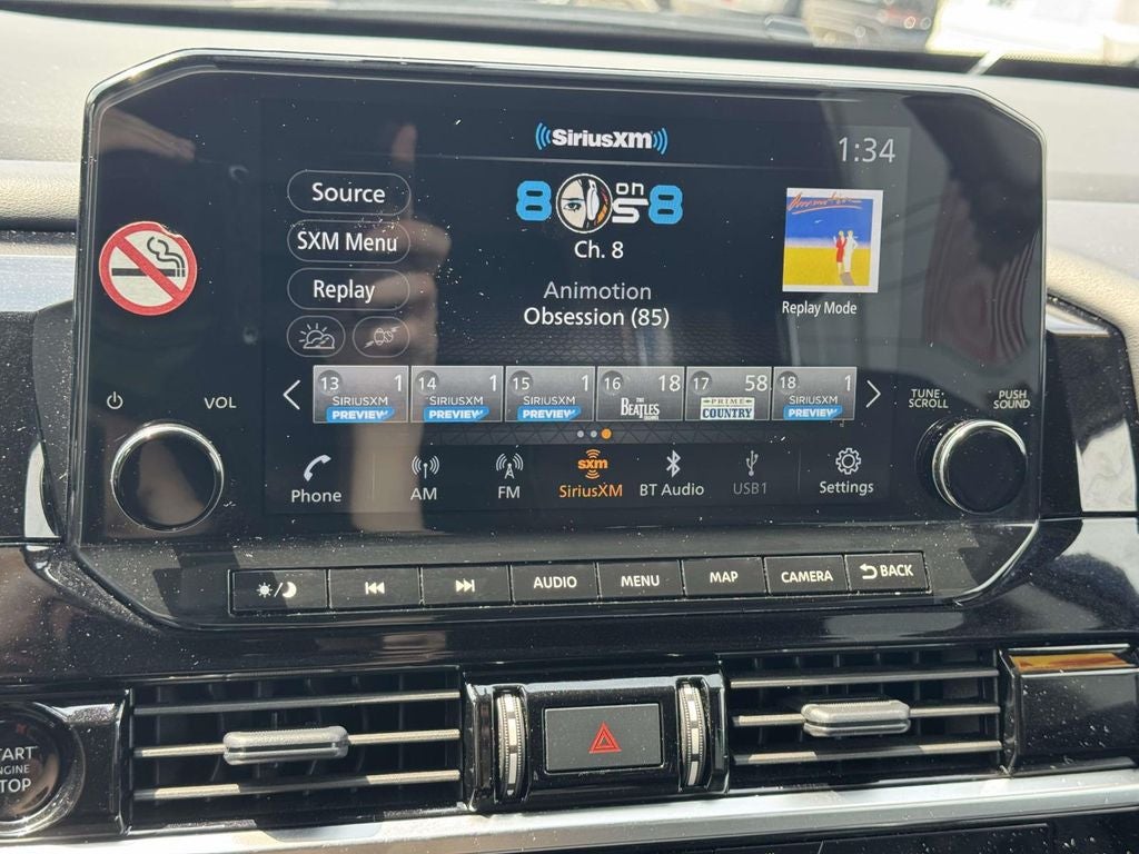 2025 Nissan Pathfinder SL
