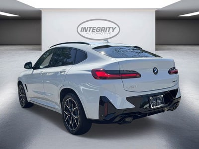 2024 BMW X4 xDrive30i
