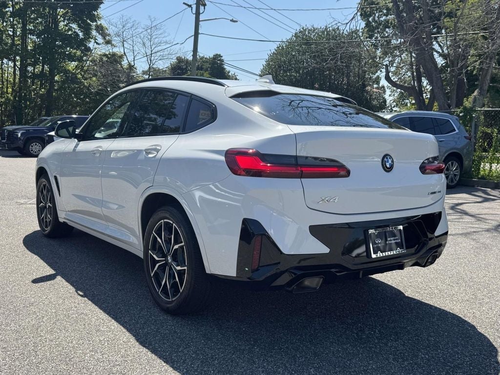 2024 BMW X4 xDrive30i