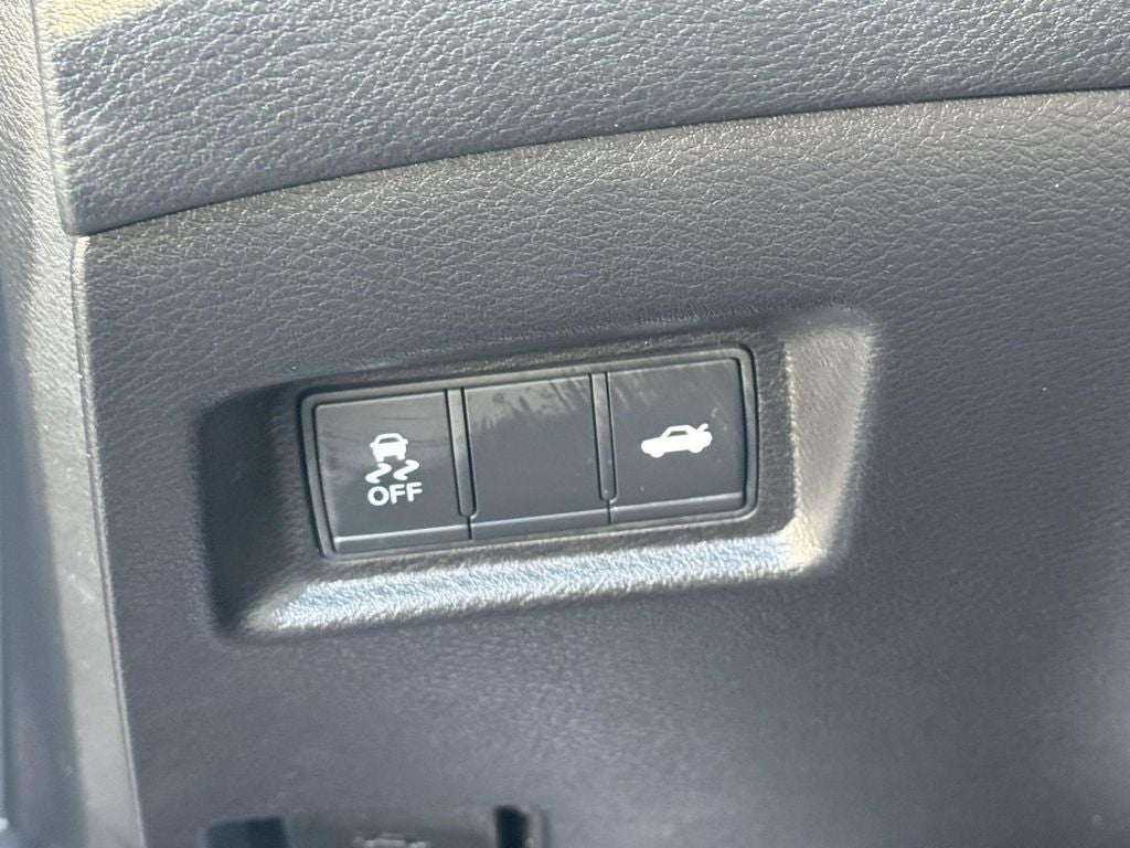 2023 INFINITI Q50 LUXE AWD
