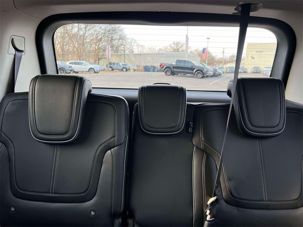 2025 INFINITI QX80 Sensory 4WD