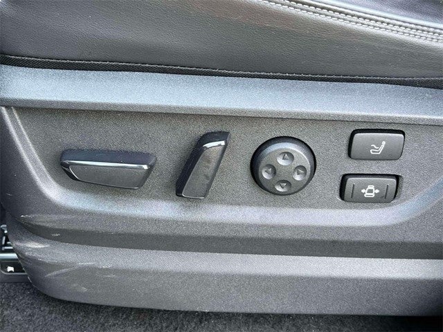 2025 INFINITI QX80 Sensory 4WD