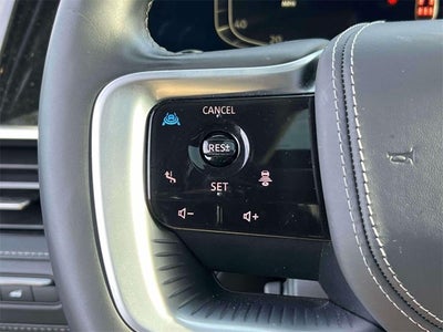 2025 INFINITI QX80 Sensory 4WD