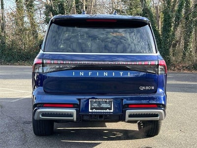 2025 INFINITI QX80 Sensory 4WD