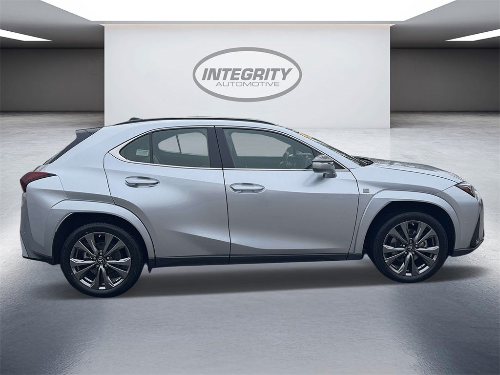 2023 Lexus UX 250h F SPORT Design