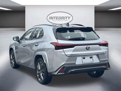 2023 Lexus UX 250h F SPORT Design