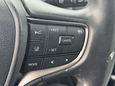 2023 Lexus UX 250h F SPORT Design