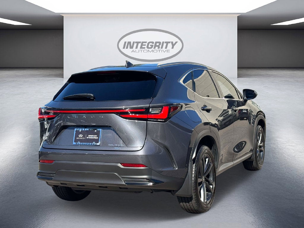 2025 Lexus NX 450h+ Luxury