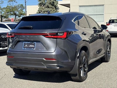 2025 Lexus NX 450h+ Luxury