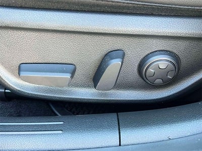 2025 Genesis G70 2.5T Sport Prestige