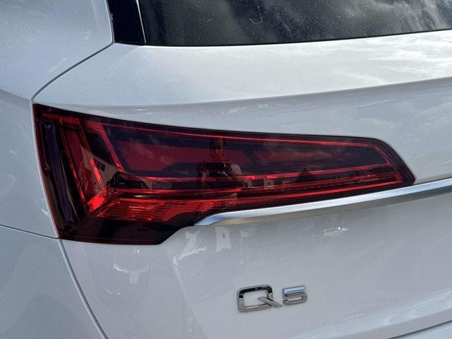 2023 Audi Q5 40 Premium quattro