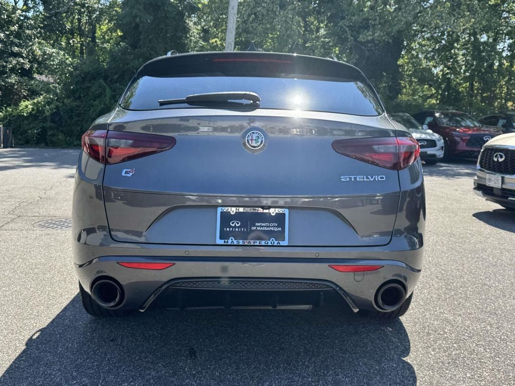 2023 Alfa Romeo Stelvio Veloce