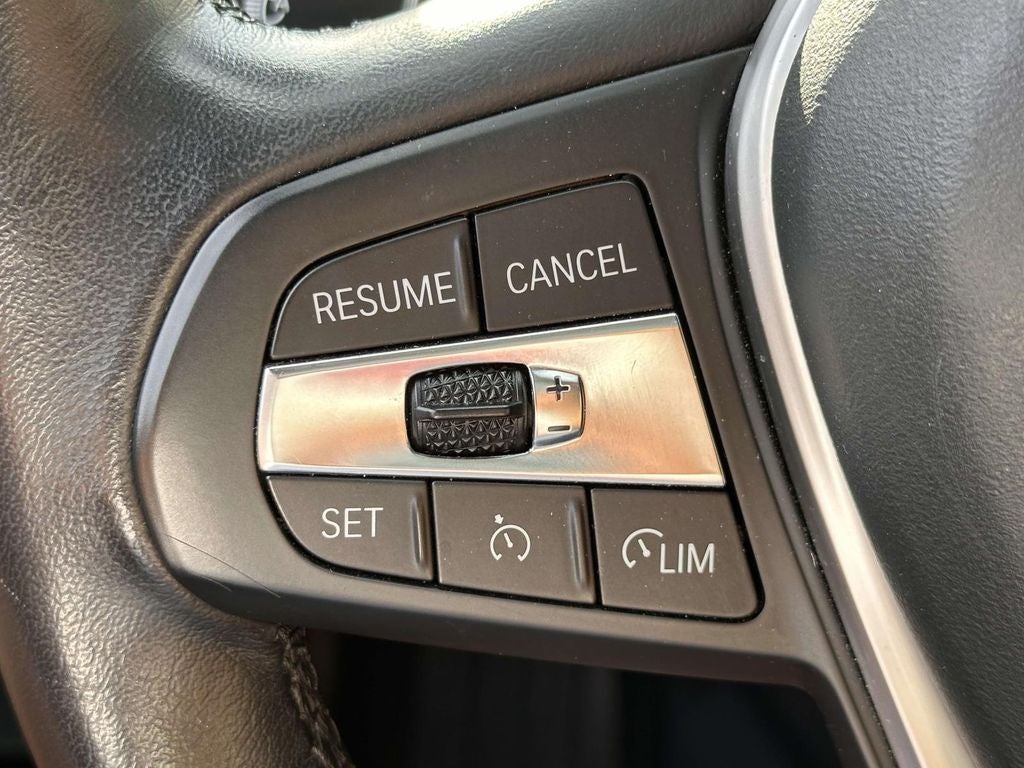 2023 BMW 3 Series 330i xDrive