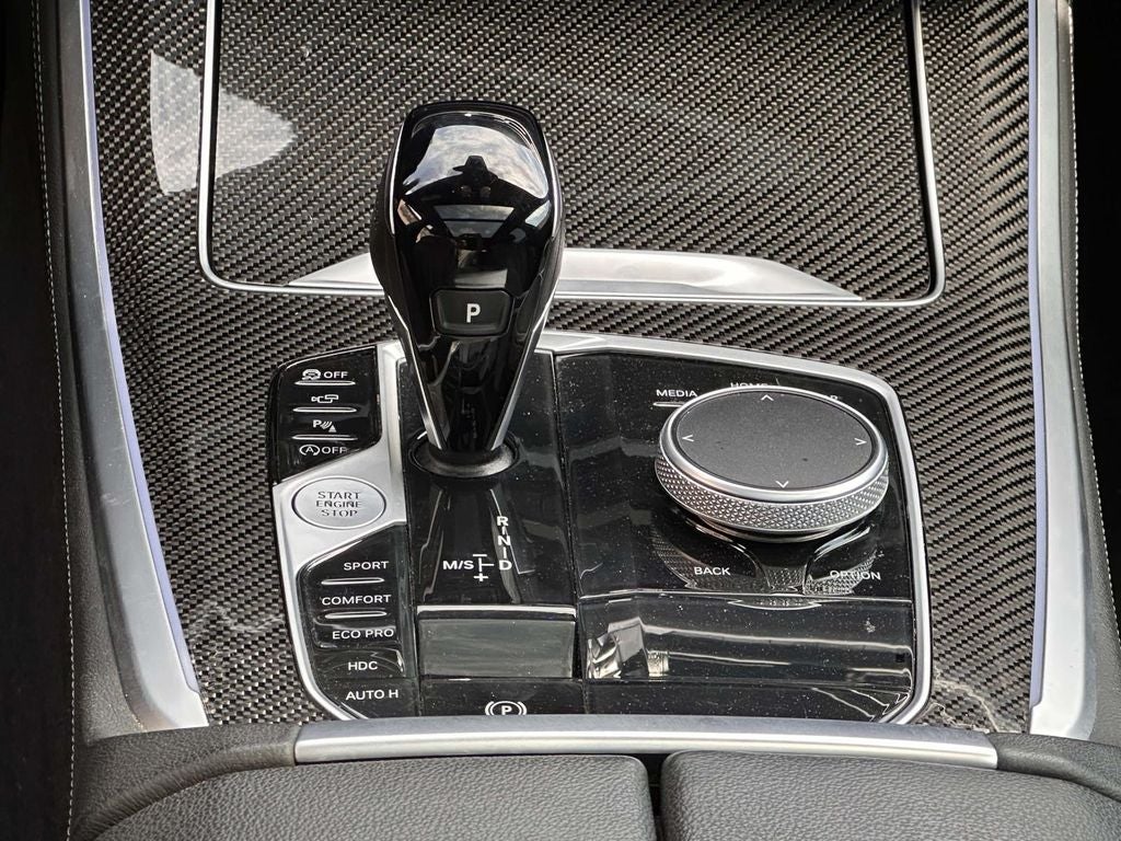 2022 BMW X5 M50i