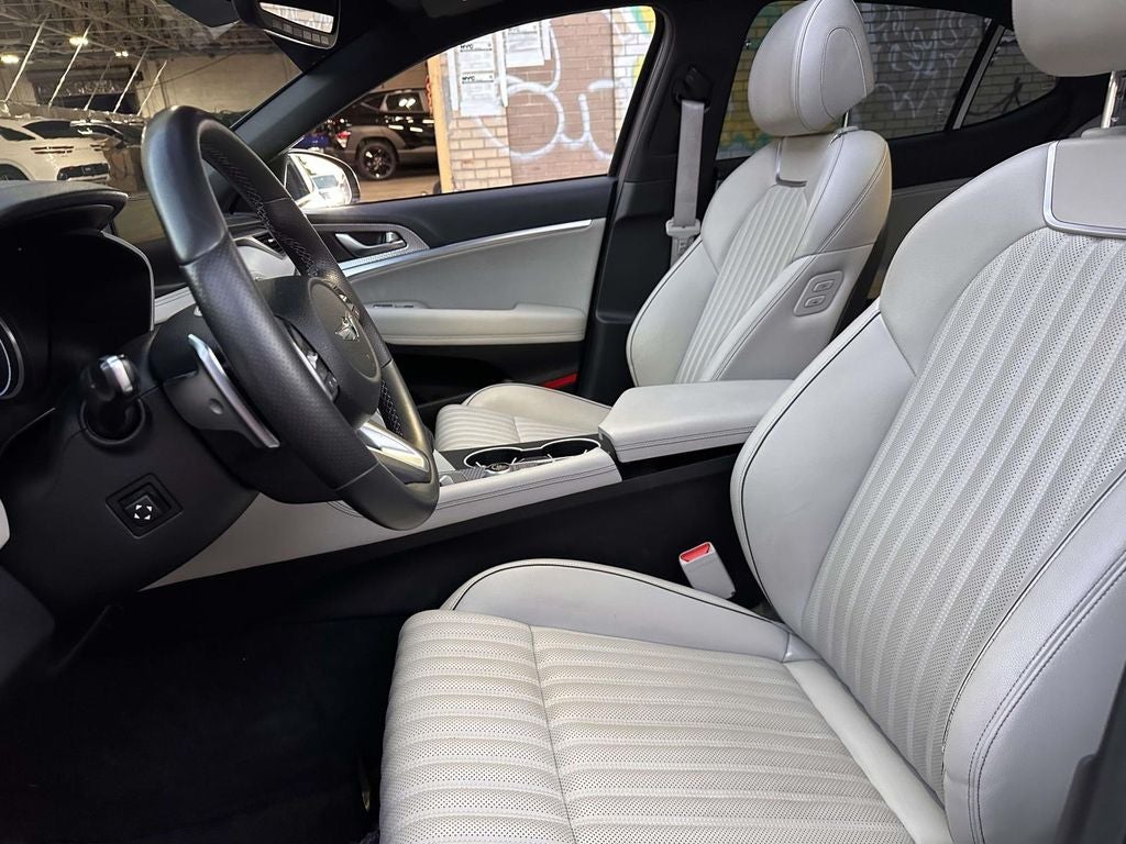 2023 Genesis G70 2.0T Sport Prestige