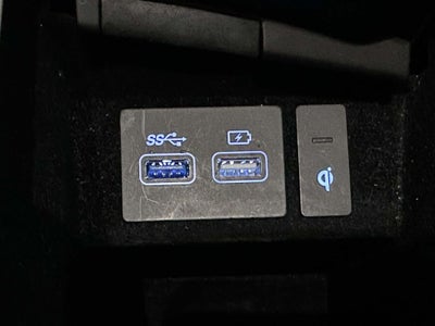 2022 Genesis GV70 2.5T Select