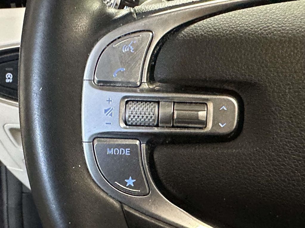 2022 Genesis GV70 2.5T Select