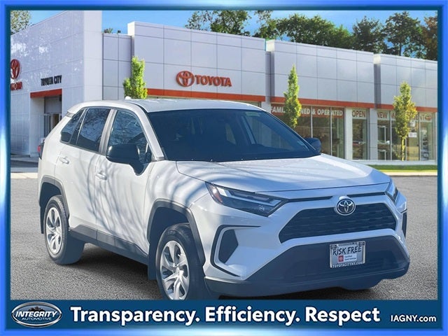 2023 Toyota RAV4 LE