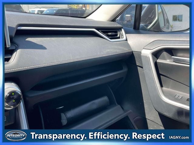 2025 Toyota RAV4 XLE AWD
