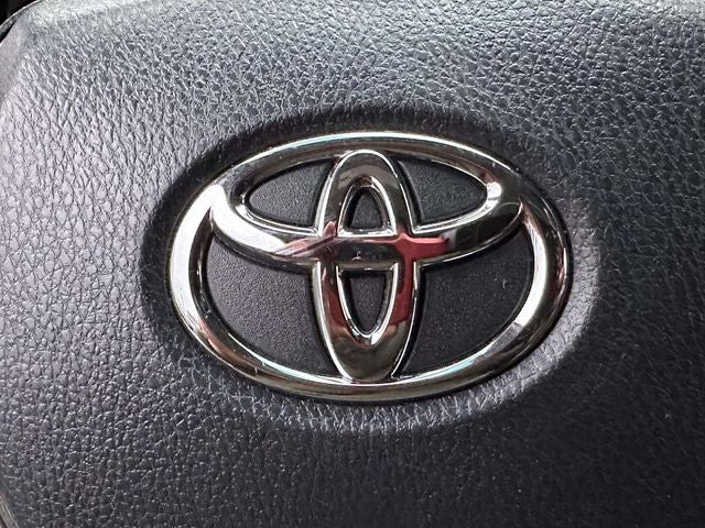 2018 Toyota Camry Hybrid LE