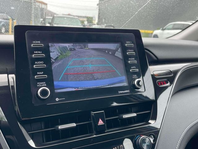 2024 Toyota Camry Hybrid SE