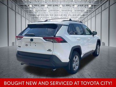 2022 Toyota RAV4 Hybrid LE