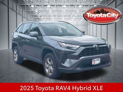 2025 Toyota RAV4 Hybrid XLE
