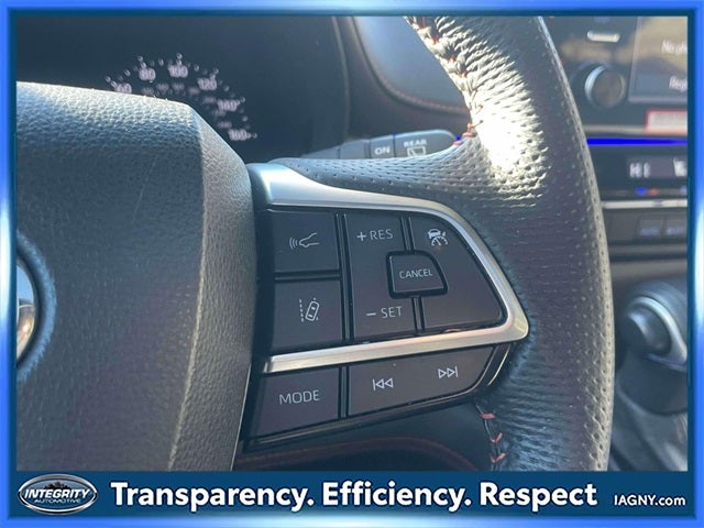 2024 Toyota Sienna XSE 7 Passenger