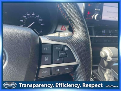 2023 Toyota Sienna XSE 7 Passenger