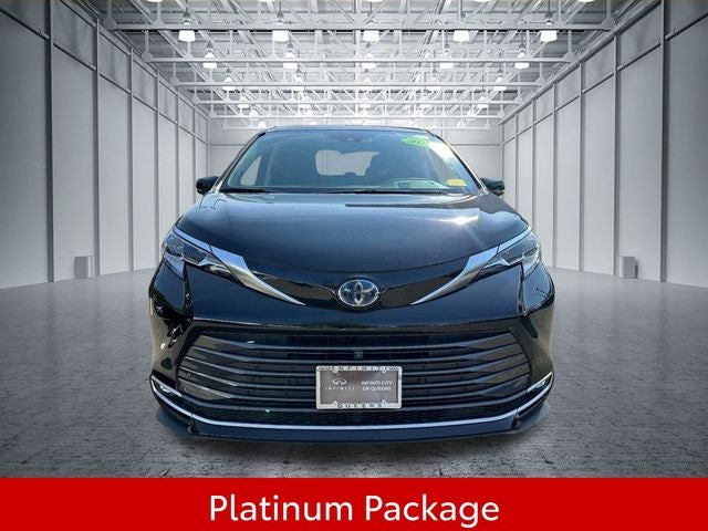 2023 Toyota Sienna Platinum 7 Passenger