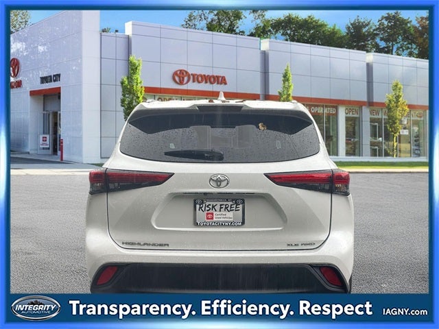 2022 Toyota Highlander XLE