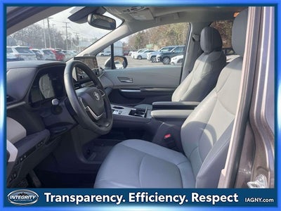 2024 Toyota Sienna XLE 7 Passenger