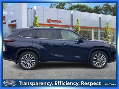 2024 Toyota Highlander Platinum