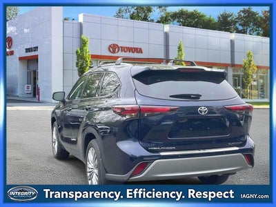 2024 Toyota Highlander Platinum