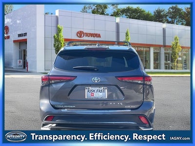 2023 Toyota Highlander XSE