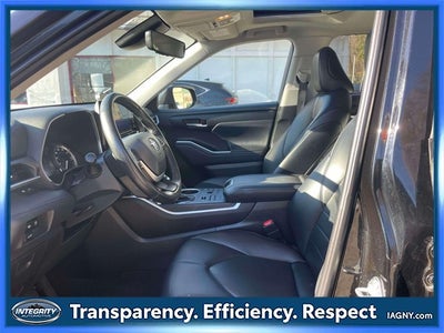 2023 Toyota Highlander XLE