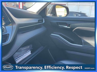 2023 Toyota Highlander XLE